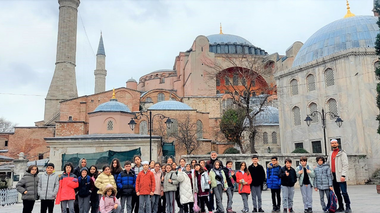 Ayasofya-i Kebir Camii Gezisi  galeri görseli
