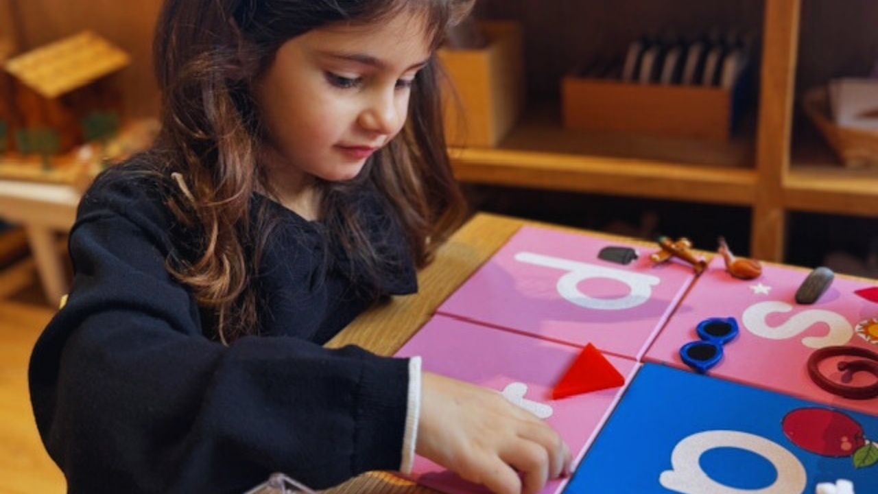 Anasınıfı Montessori Eğitimlerimiz