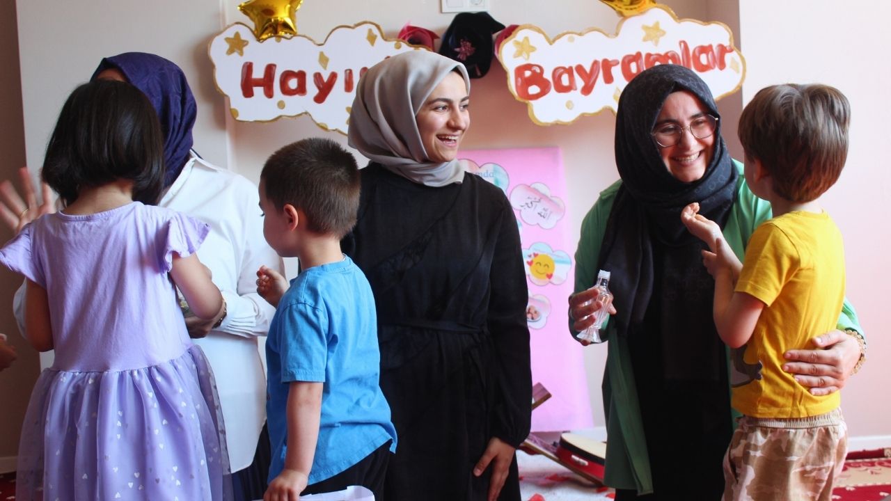 Bayram Sevinci Birlikte Güzel