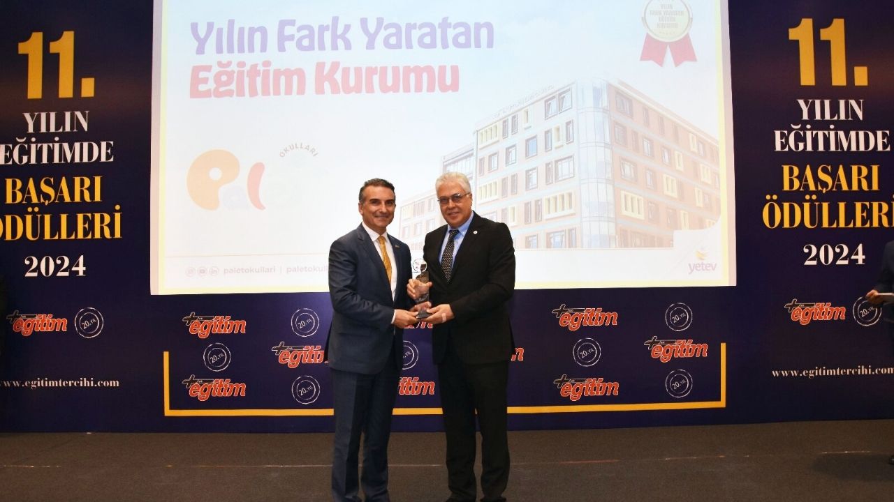 Palet Okulları’na Yılın Fark Yaratan Eğitim Kurumu Ödülü